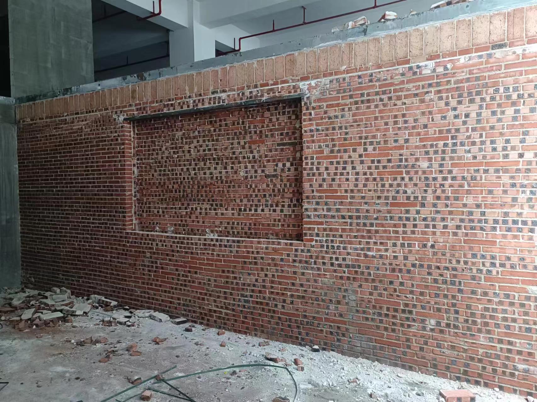 轻质砖隔墙施工场景